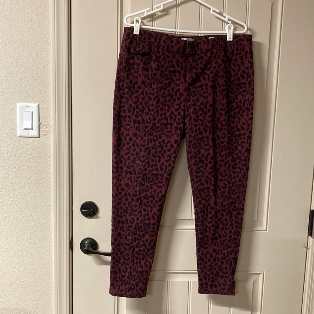 SOCIAL STANDARD by Sanctuary Animal Print Ankle Skinny 5 Pocket Pants Size 16